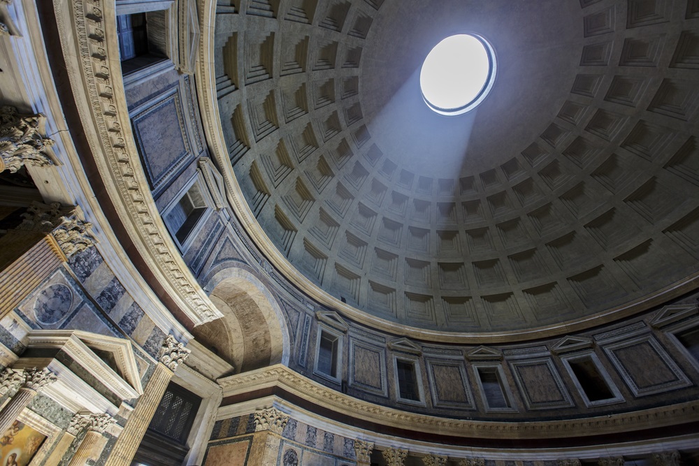 Built in AD 126 (and still standing), the Pantheon in Rome was a temple to all of Rome’s gods. It is topped by an enormous concrete dome and was an inspiration to Renaissance architects. (Goran Bogicevic/ Shutterstock)