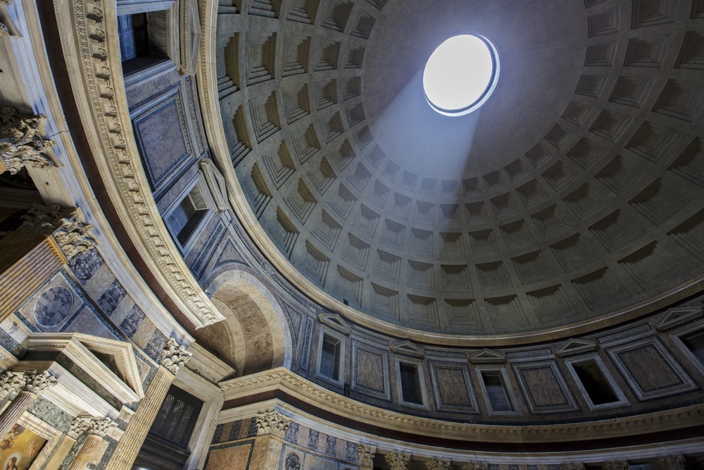 Built in AD 126 (and still standing), the Pantheon in Rome was a temple to all of Rome’s gods. It is topped by an enormous concrete dome and was an inspiration to Renaissance architects. (Goran Bogicevic/ Shutterstock) 