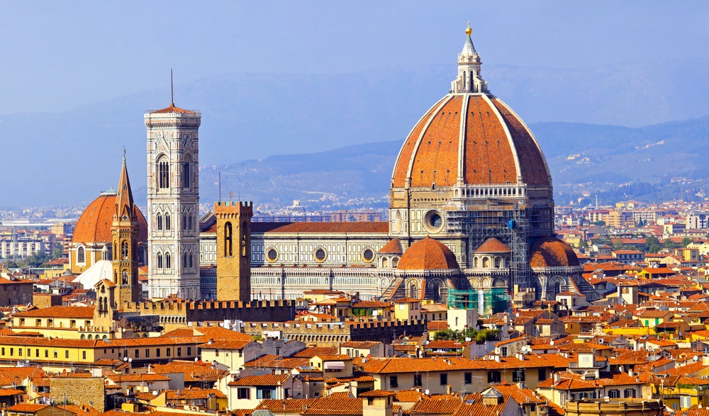 With its bell tower on one end and dome on the other, the cathedral of Florence, or Il Duomo di Firenze in Italian, is a mixture of medieval and Renaissance architecture. The dome, designed by the Renaissance architect Filippo Brunelleschi, is nearly150 feet in diameter and weighs over 7 million pounds. It is considered a masterwork of architecture and engineering.  (Baloncici/ Shutterstock) 