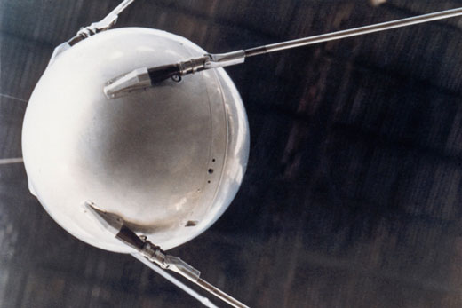 Sputnik-1-Model_520