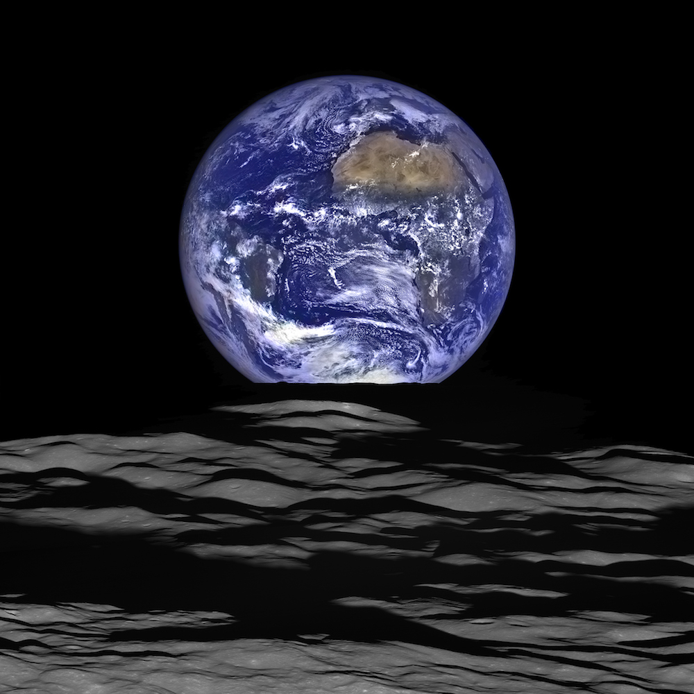 earth_and_limb_m1199291564l_color_2stretch_mask_0